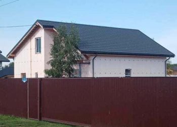 Двухэтажный дом с мансардным этажом