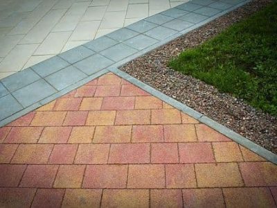 Укладка тротуарной плитки